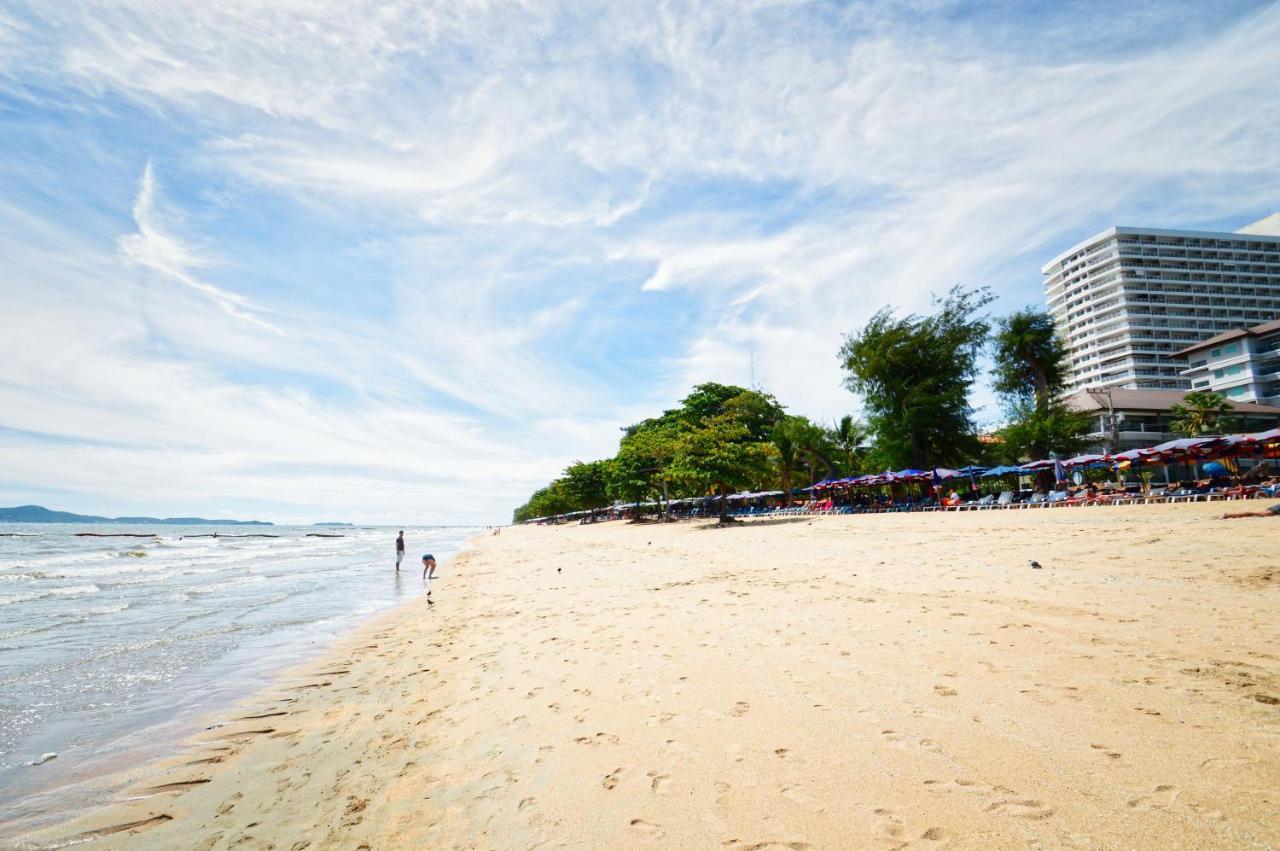 Scandia Beach Hotel Jomtien Beach Exteriör bild